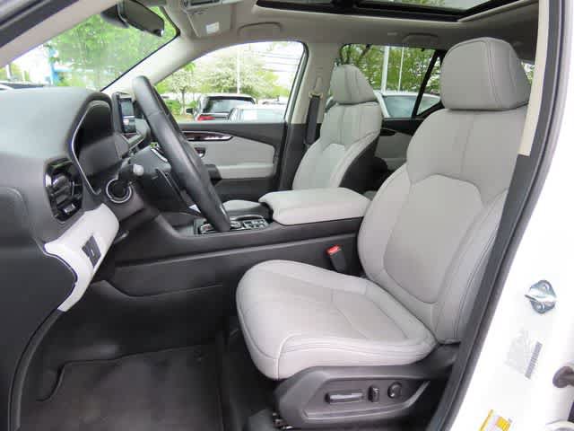 Certified 2023 Honda Pilot Touring image 13