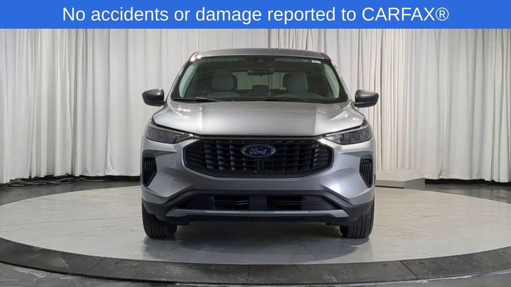Used 2023 Ford Escape Active AWD/4WD image 3