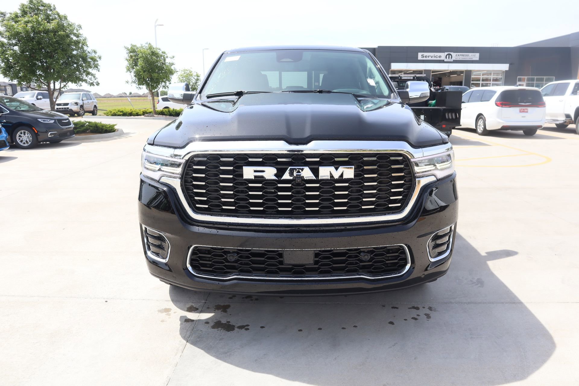 New 2026 RAM 1500 Tungsten AWD/4WD image 10
