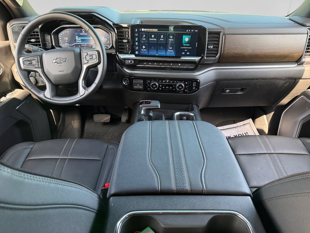 Used 2025 Chevrolet Silverado 1500 High Country w/ Midnight Edition AWD/4WD image 22