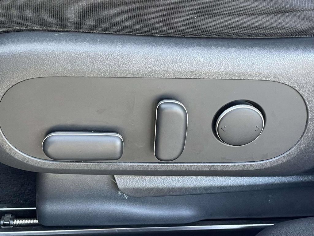 Certified 2024 Hyundai Ioniq 5 SEL RWD image 7