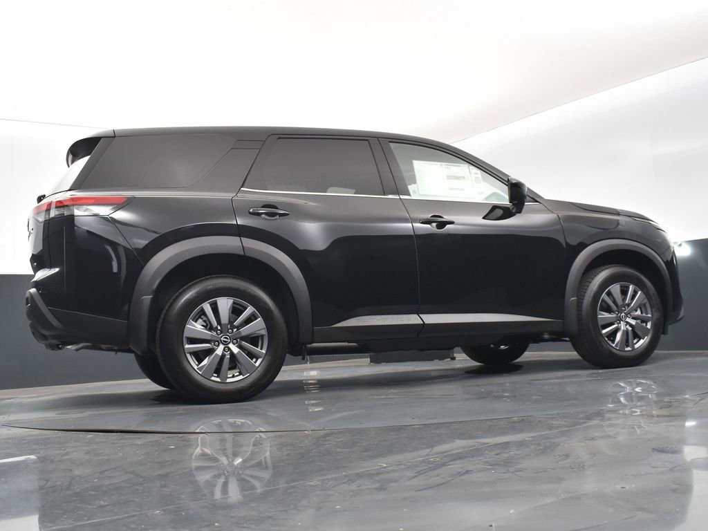 New 2025 Nissan Pathfinder S image 42