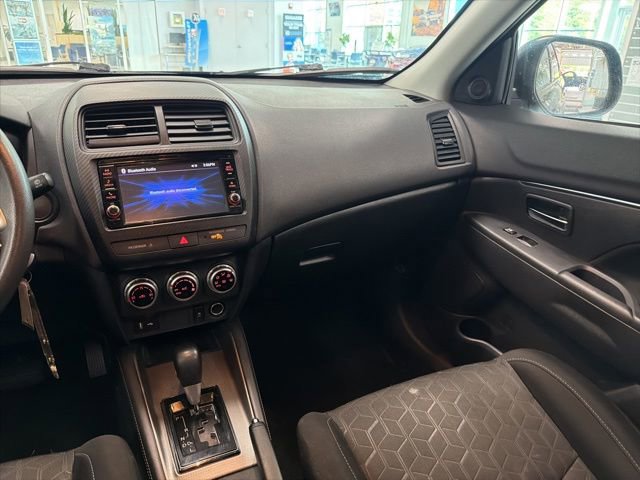 Used 2022 Mitsubishi Outlander Sport ES AWD/4WD image 23