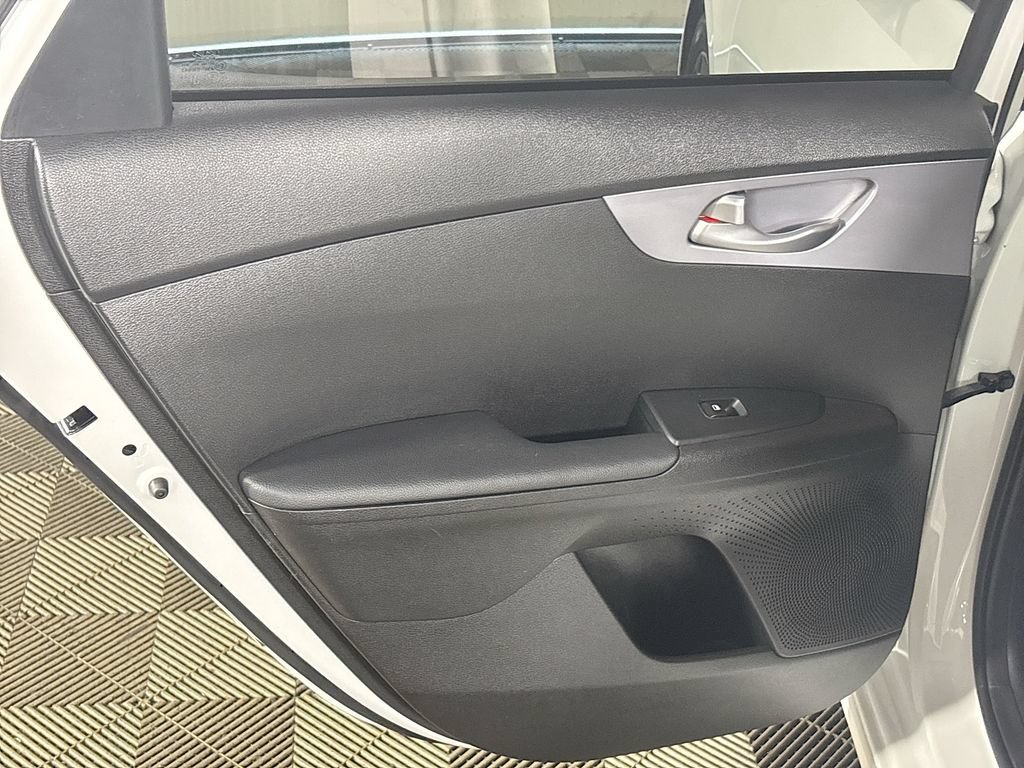 Used 2024 Kia Forte LXS FWD image 18