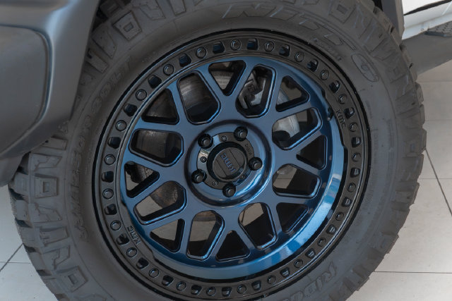 Used 2020 Jeep Wrangler Sport AWD/4WD image 2