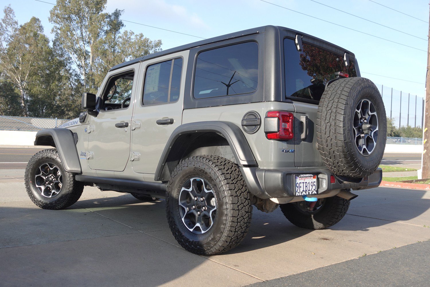 Used 2023 Jeep Wrangler Unlimited Rubicon 4xe w/ Cold Weather Group image 7