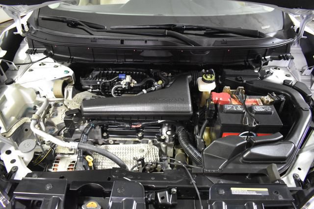 Used 2017 Nissan Rogue SV w/ SV Premium Package FWD image 38