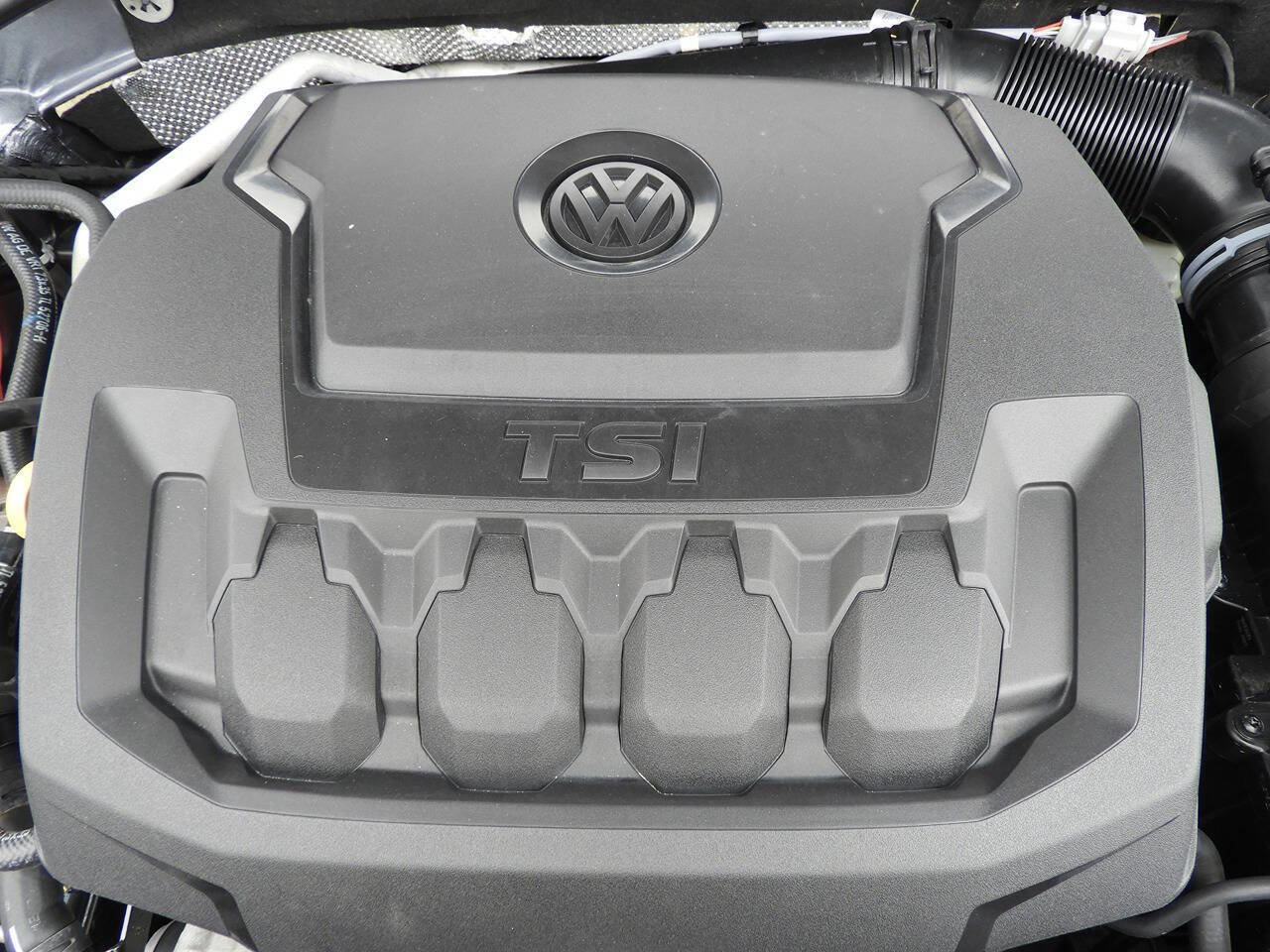 Used 2021 Volkswagen Passat 2.0T S w/ Luggage Net & Mats Package image 42