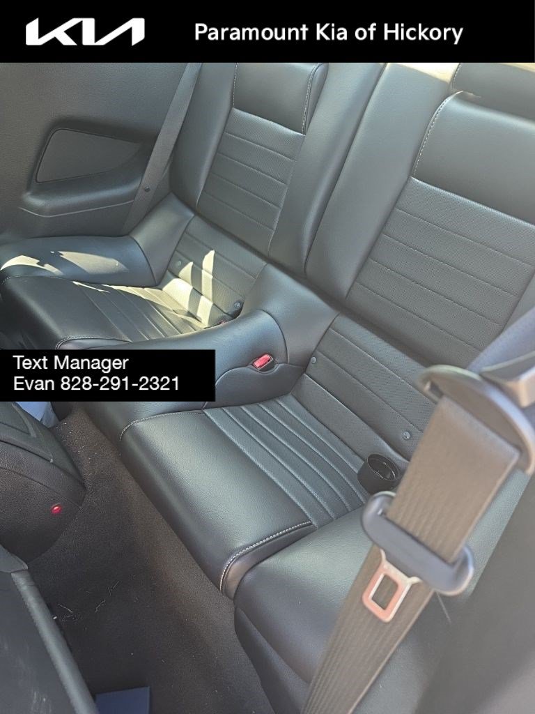 Used 2013 Ford Mustang GT Premium w/ Comfort Pkg RWD image 17