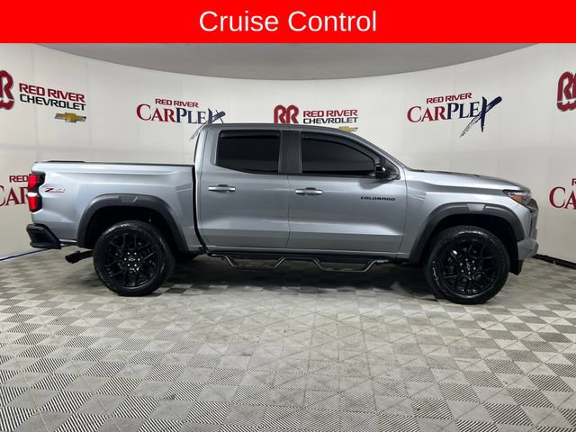Used 2024 Chevrolet Colorado Z71 w/ LPO, Dark Essentials Package AWD/4WD image 9