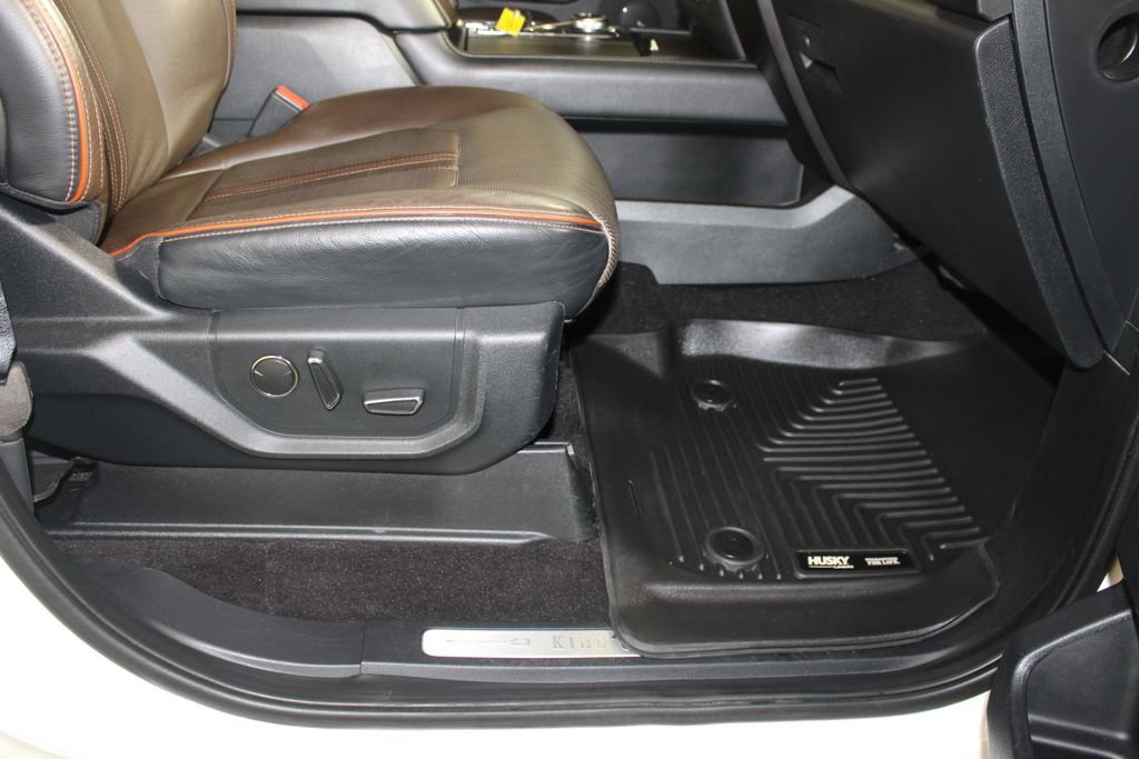 Certified 2020 Ford Expedition King Ranch image 11