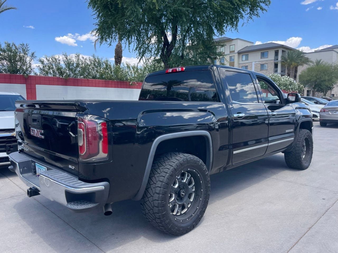 Used 2016 GMC Sierra 1500 SLT AWD/4WD image 2