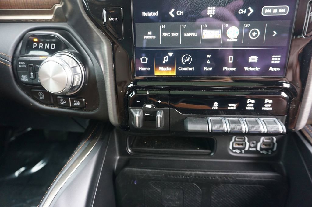 Used 2022 RAM 1500 Limited AWD/4WD image 12