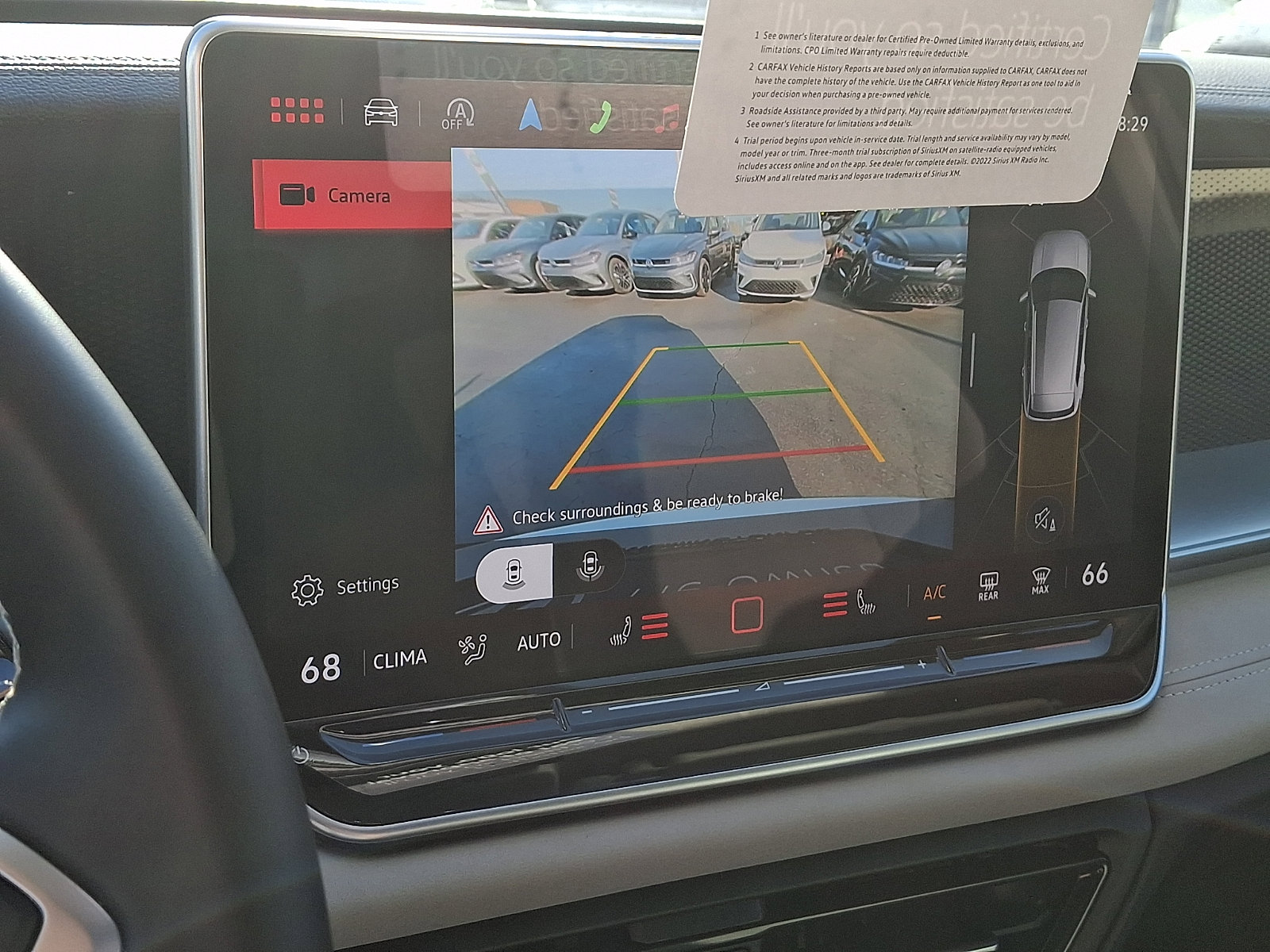 Certified 2025 Volkswagen Tiguan SE image 17