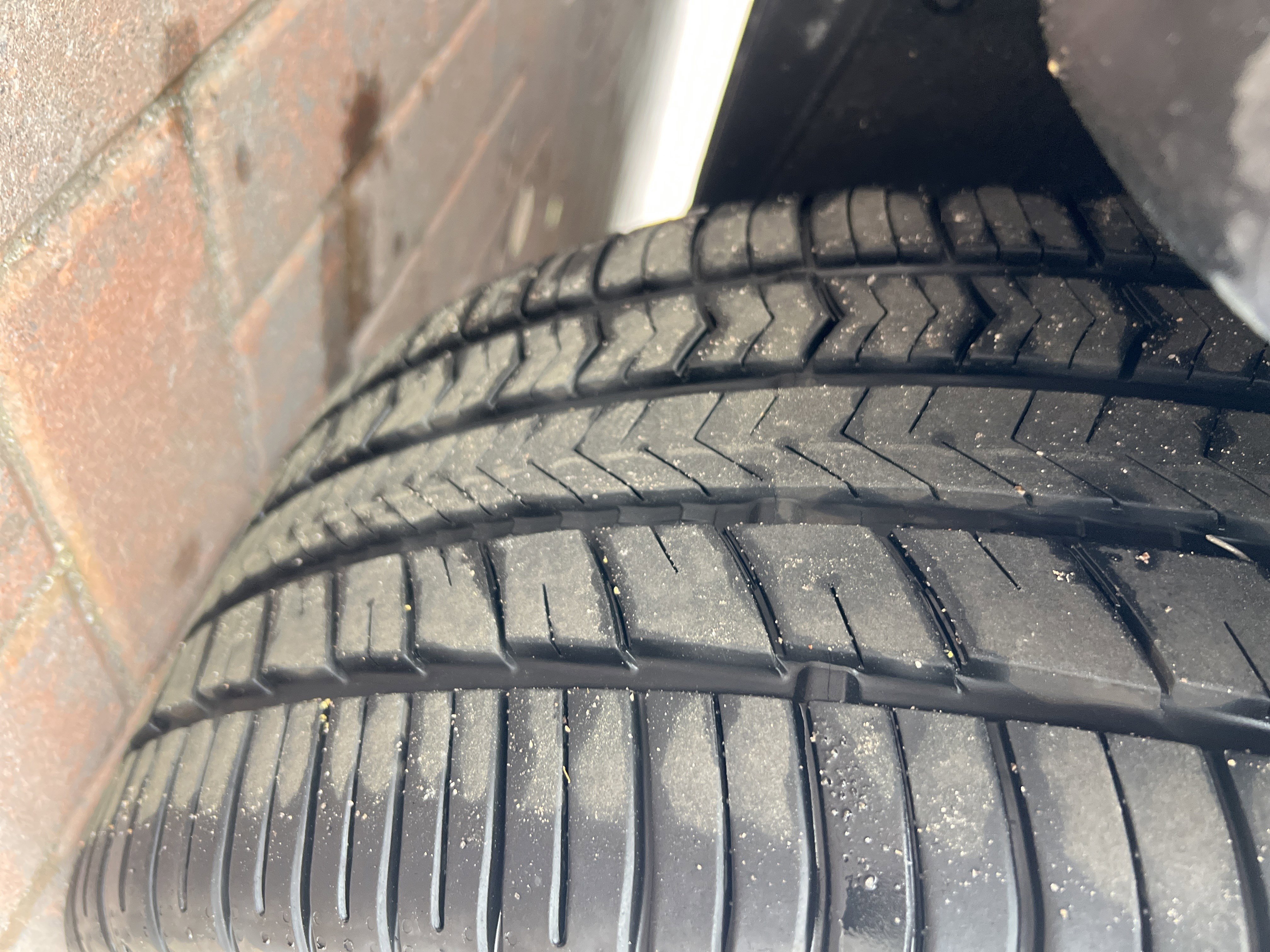 Used 2020 Tesla Model S Long Range Plus image 12