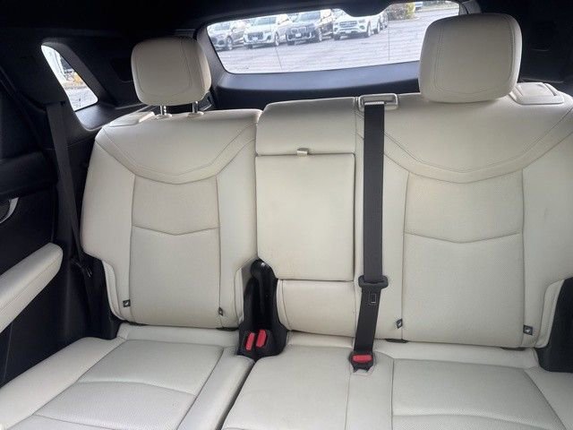 Certified 2024 Cadillac XT5 Sportv w/ Technology Package image 7