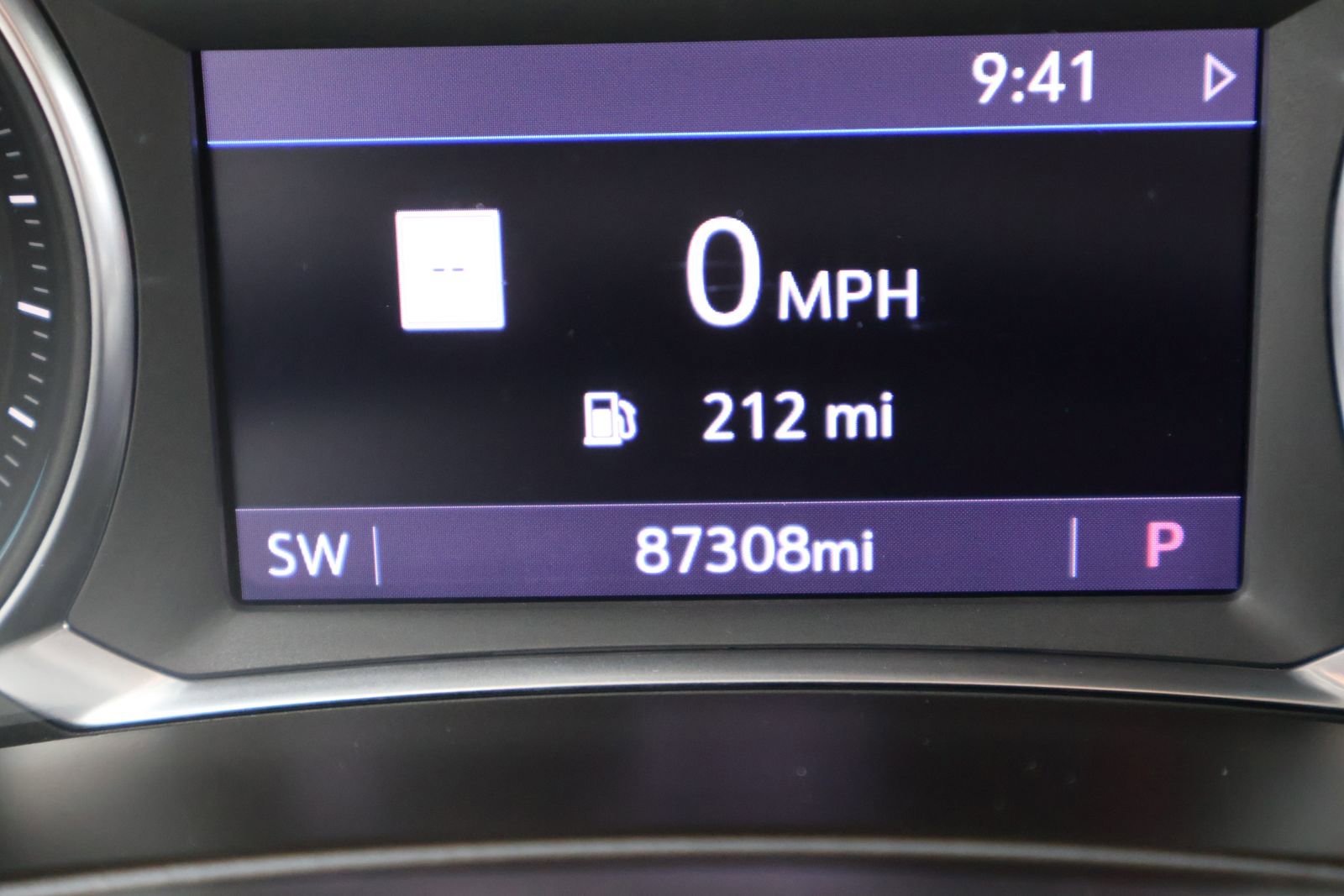Used 2019 Chevrolet Equinox Premier FWD image 28