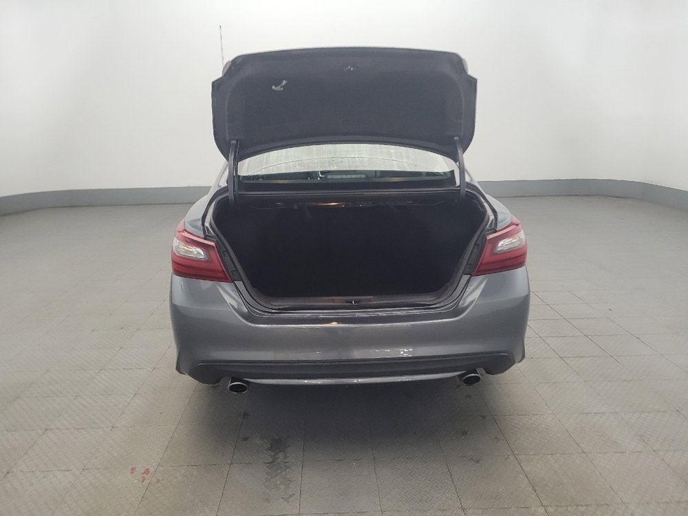Used 2018 Nissan Altima 2.5 SR w/ SR Special Edition image 29
