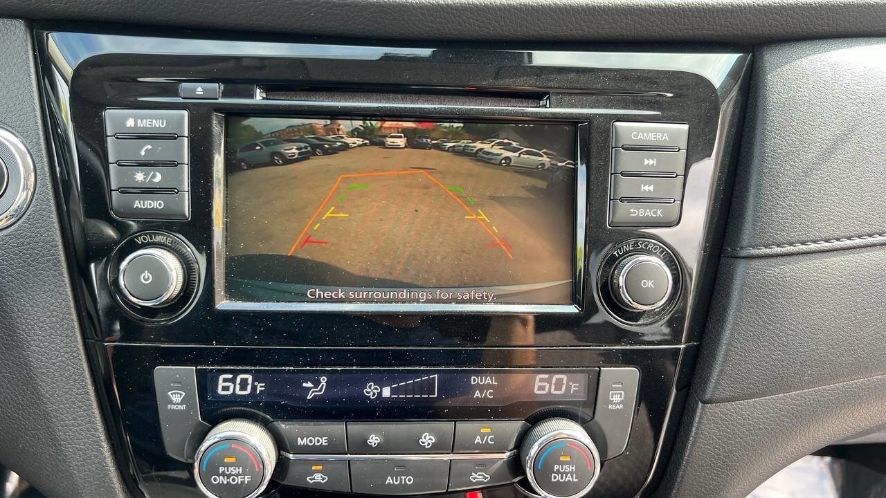 Used 2019 Nissan Rogue SV w/ Sun & Sound Touring Package image 28