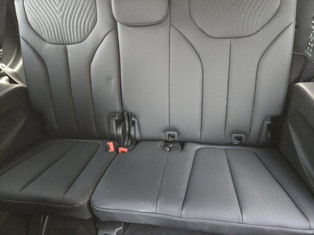 Used 2025 Hyundai Palisade Calligraphy image 30