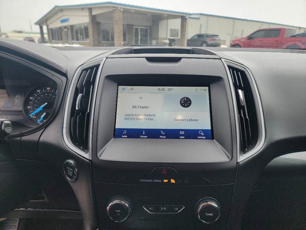 Used 2020 Ford Edge SE image 18