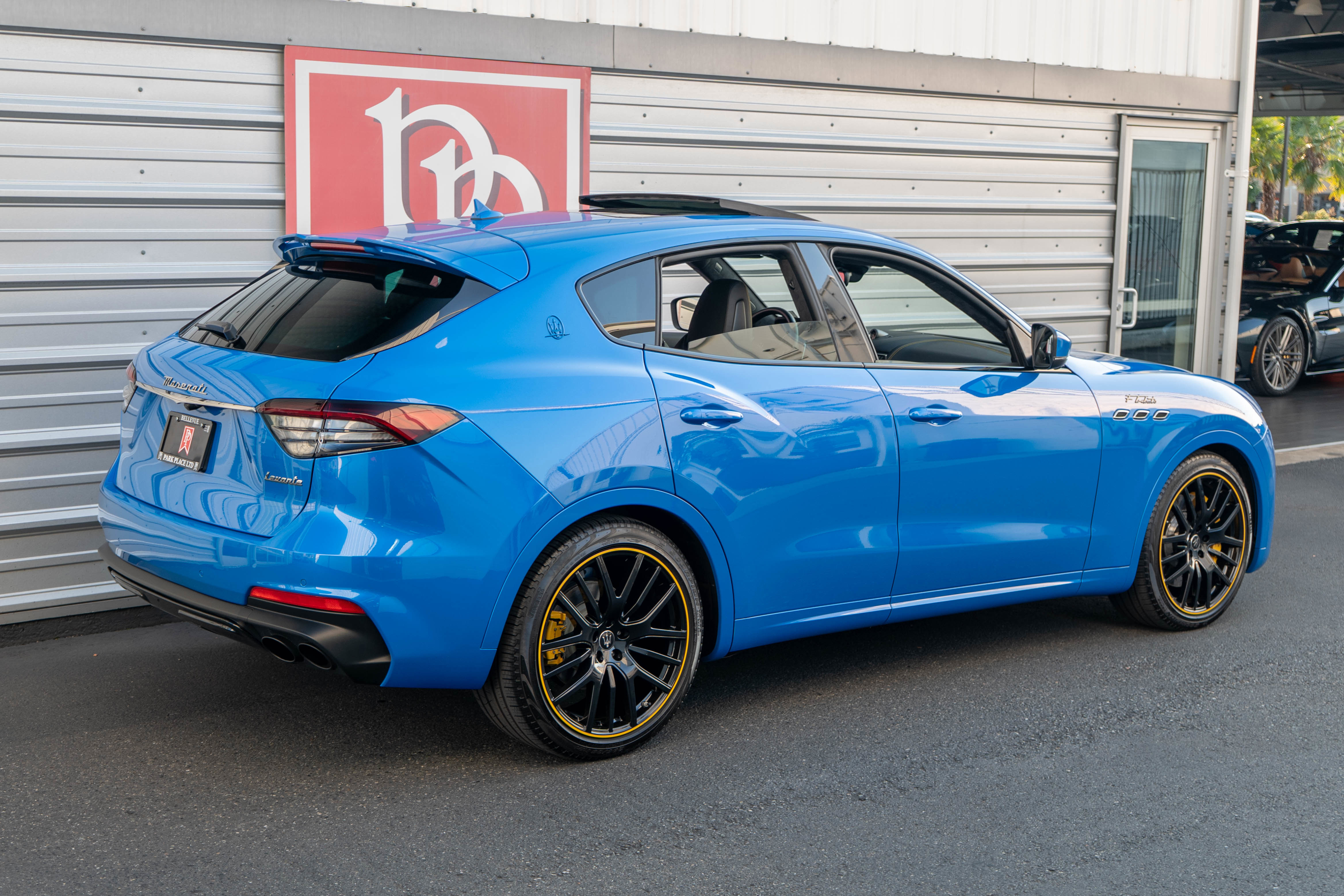 Used 2022 Maserati Levante F Tributo image 56