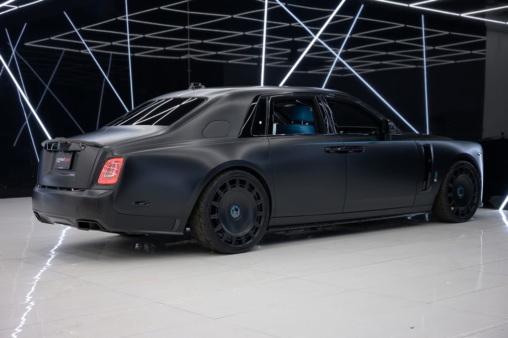 Used 2023 Rolls-Royce Phantom Sedan image 17