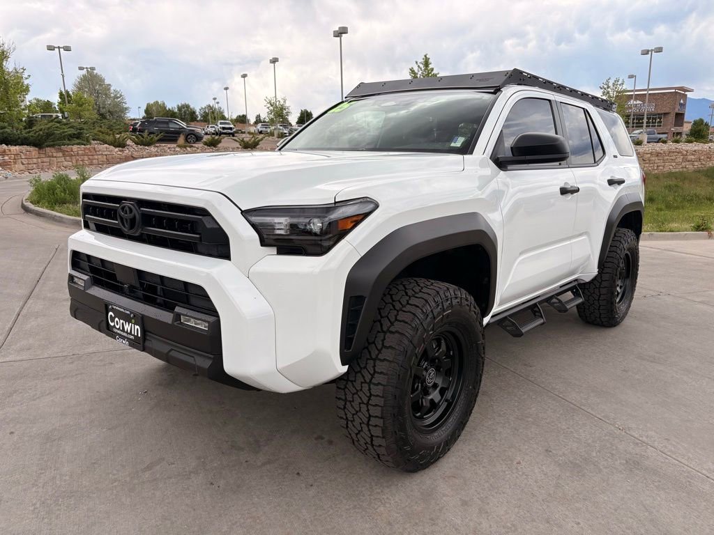 Used 2025 Toyota 4Runner SR5 AWD/4WD image 5
