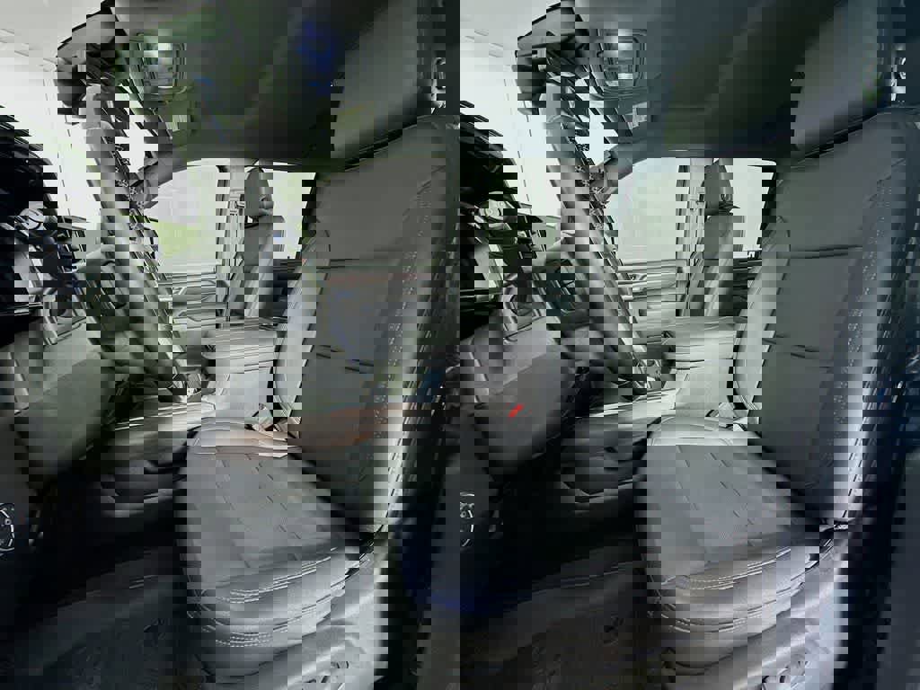 Used 2024 GMC Sierra 2500 SLT w/ SLT Premium Package AWD/4WD image 12