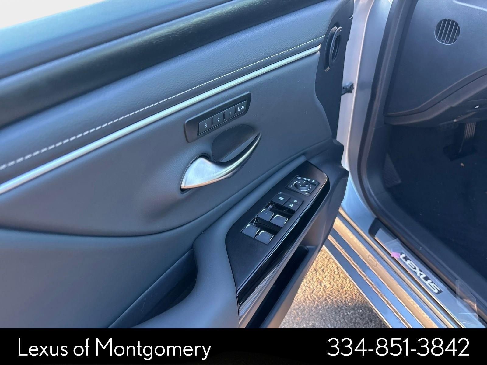 New 2025 Lexus ES 350 w/ Premium Package image 11