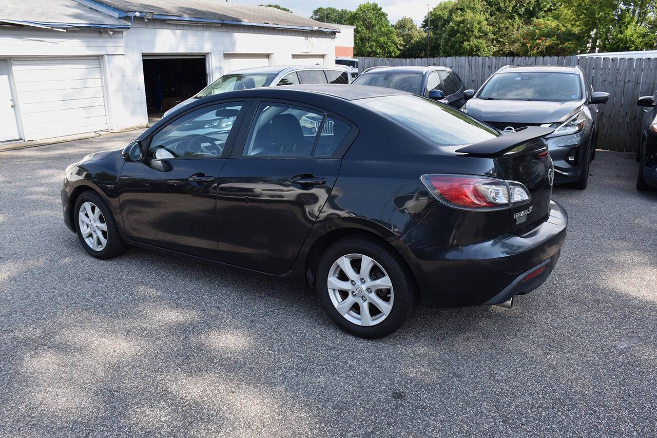 Used 2011 MAZDA MAZDA3 i Touring FWD image 4