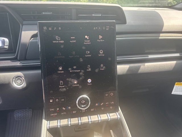 New 2026 GMC Terrain AT4 w/ Convenience Package III image 18