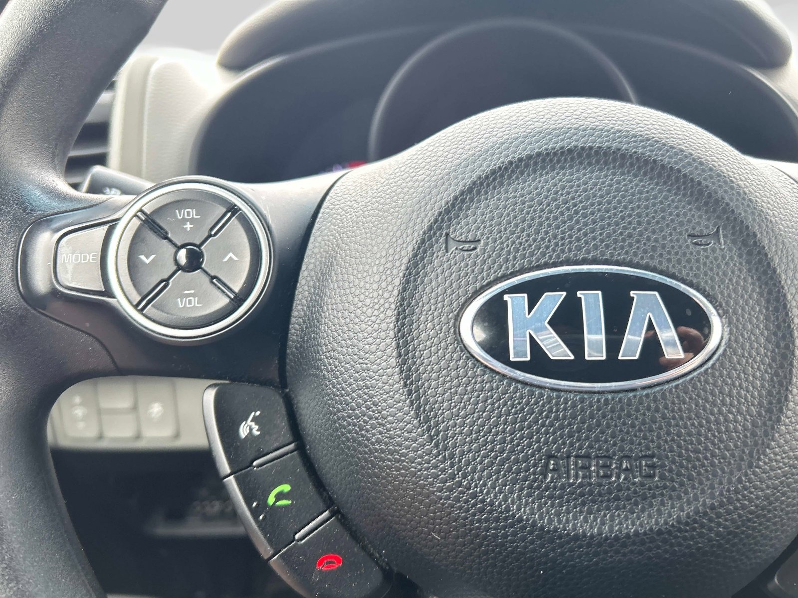 Used 2018 Kia Soul Base Auto FWD image 21