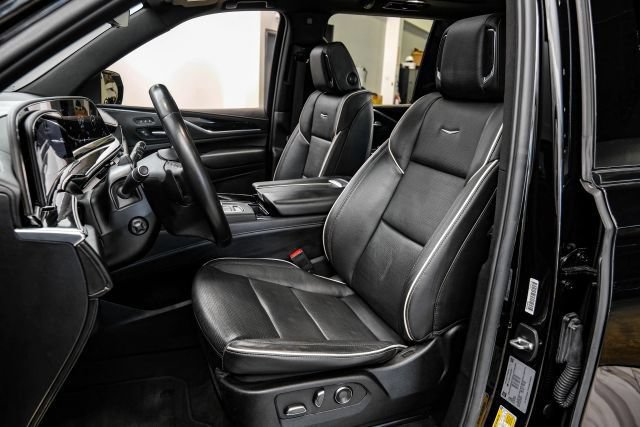 Used 2024 Cadillac Escalade Sport w/ LPO, ONYX Package AWD/4WD image 46