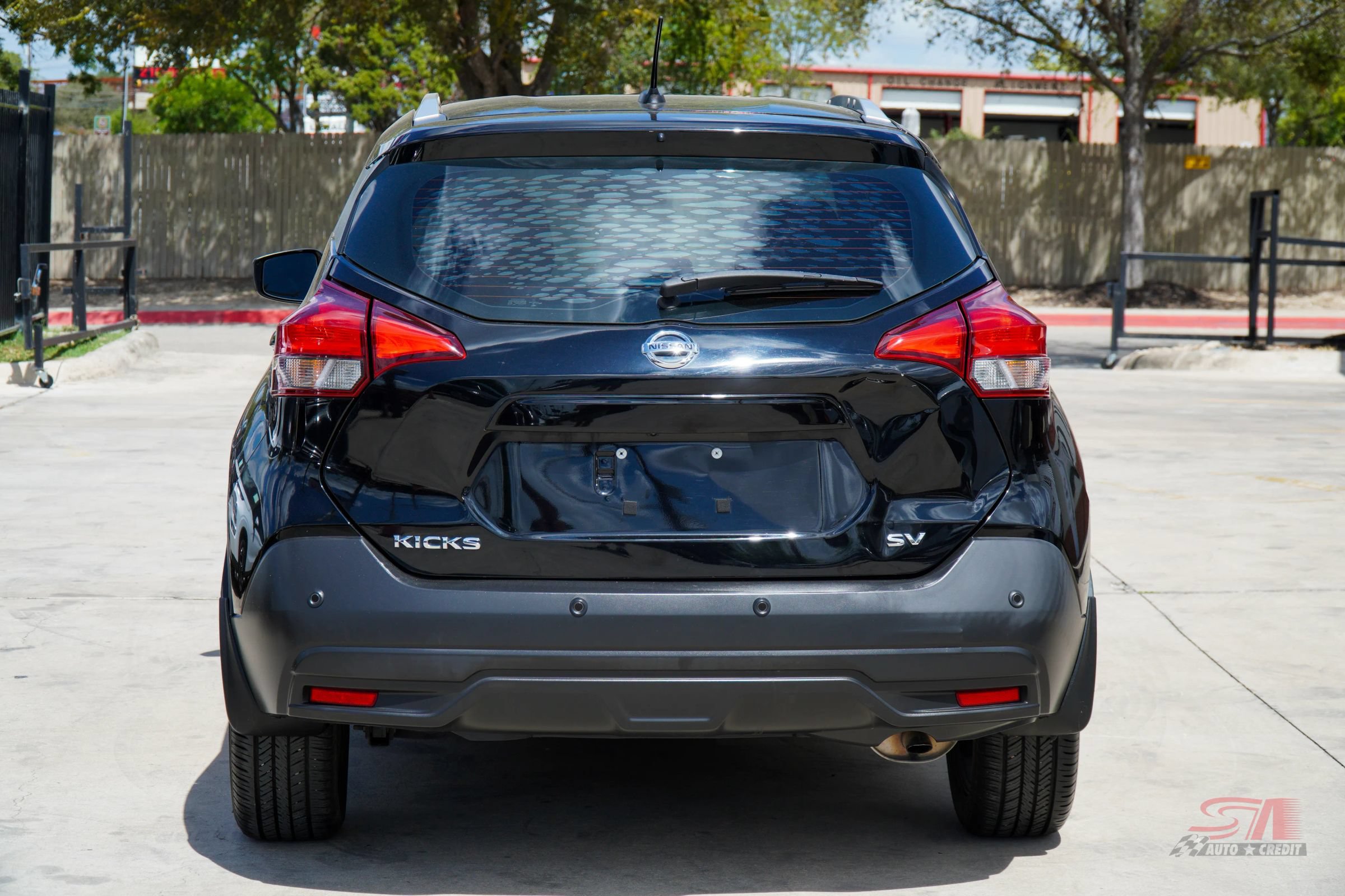Used 2020 Nissan Kicks SV FWD image 5