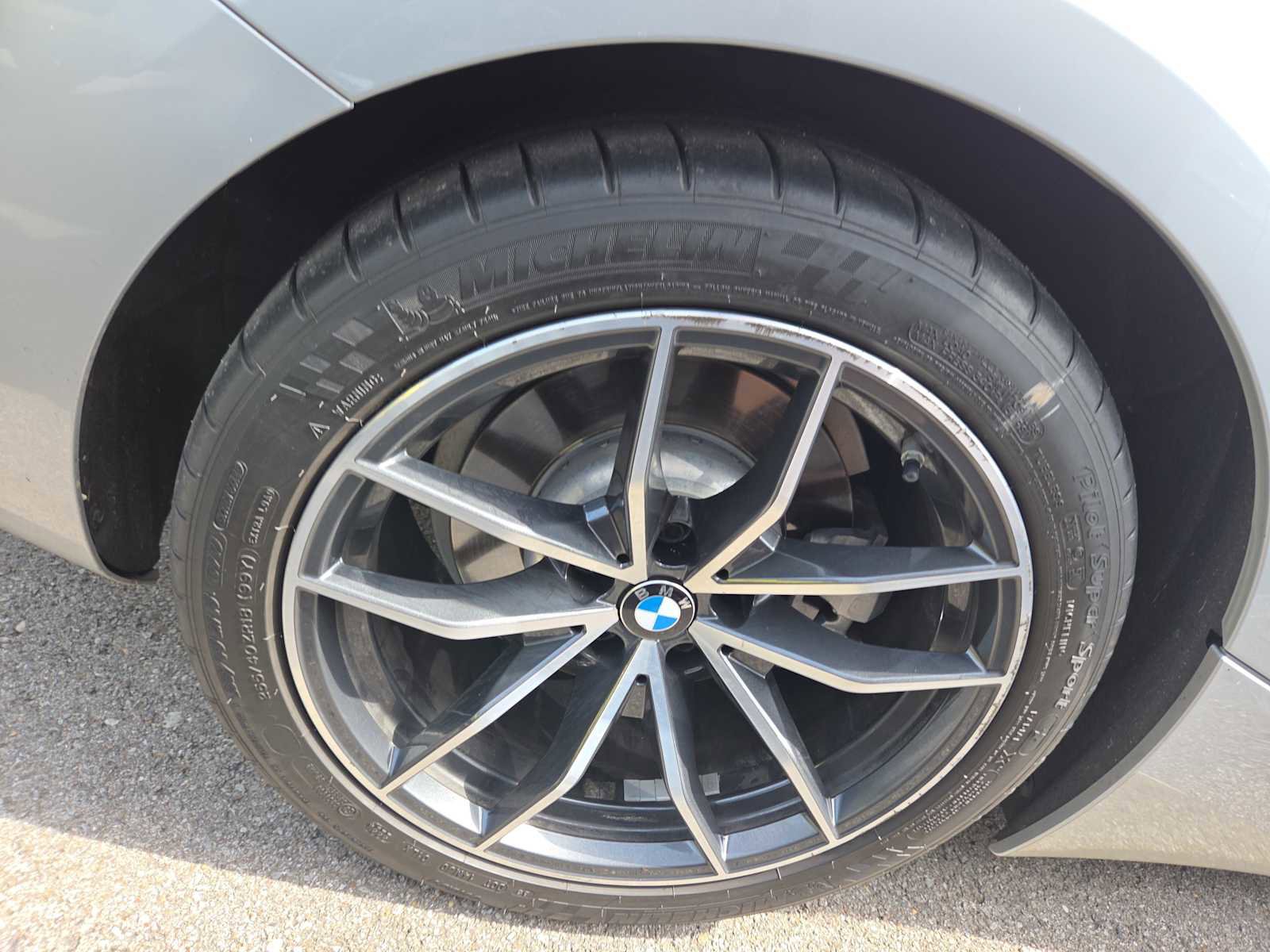 Used 2019 BMW Z4 sDrive30i w/ Executive Package RWD image 4