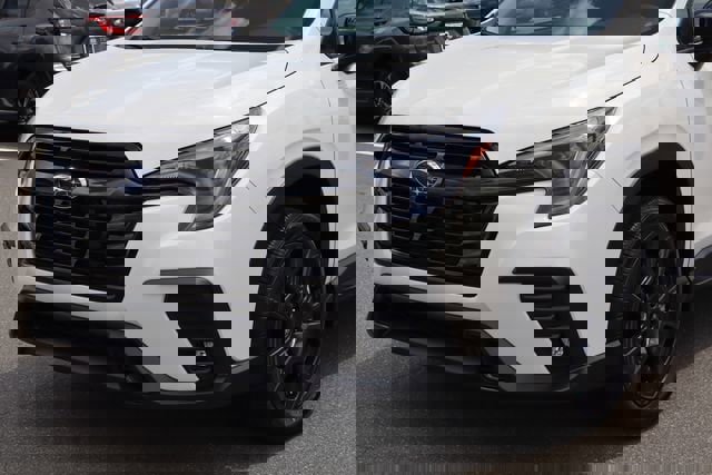 New 2025 Subaru Ascent Bronze Edition image 4