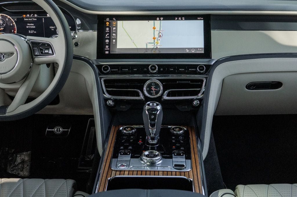 Used 2023 Bentley Flying Spur Azure AWD/4WD image 19
