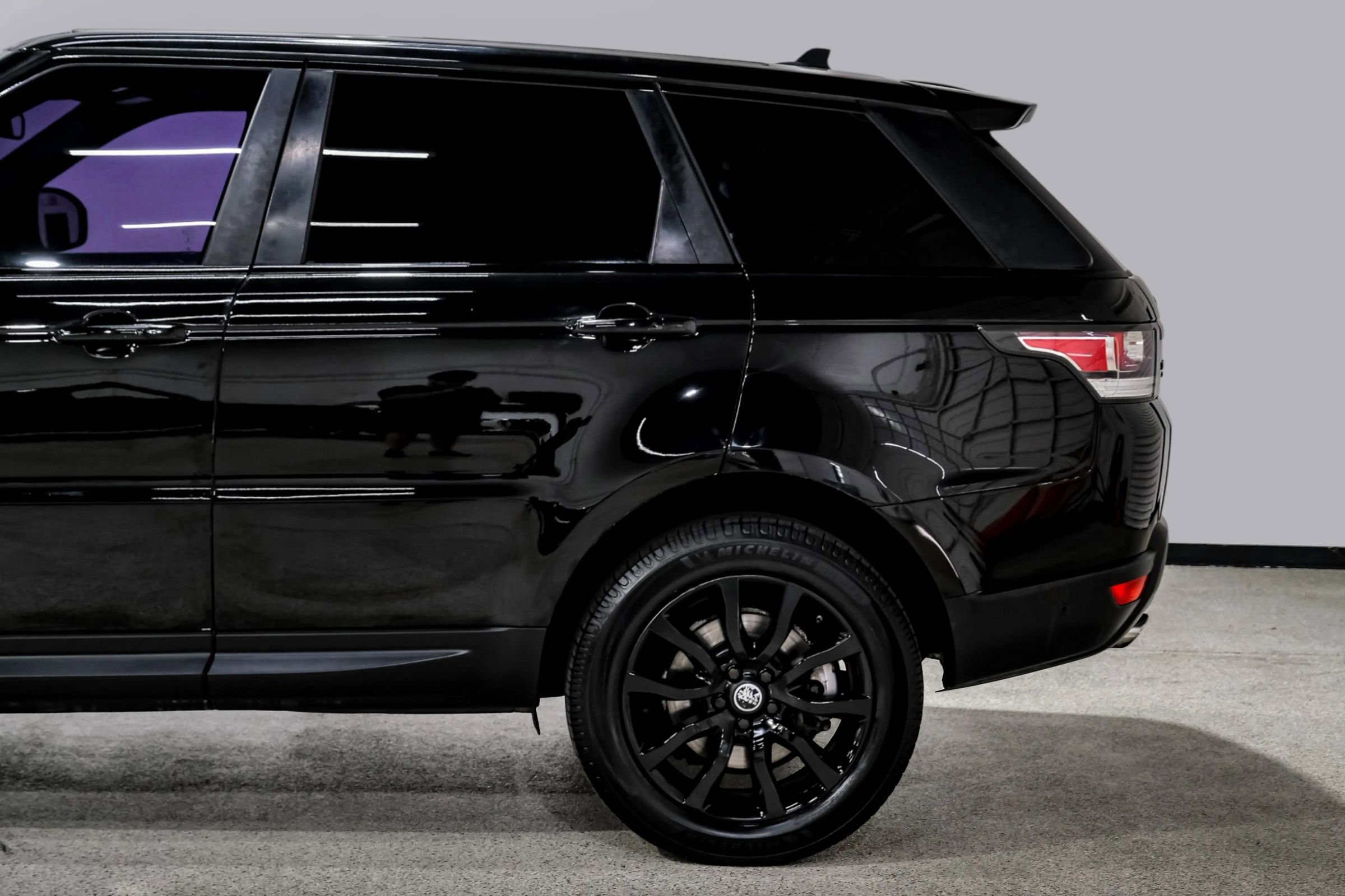 Used 2016 Land Rover Range Rover Sport HSE AWD/4WD image 11