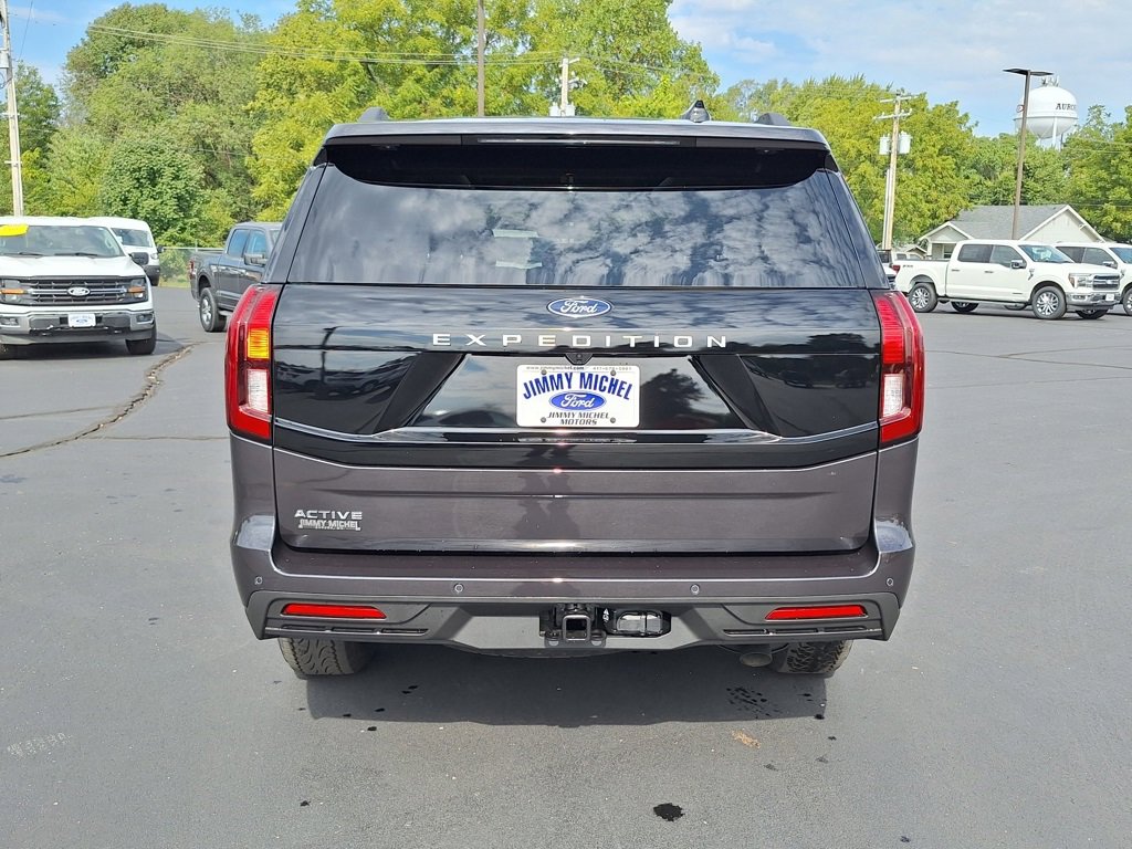 New 2025 Ford Expedition Active image 26