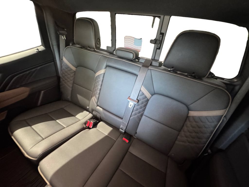 Certified 2024 GMC Canyon Denali AWD/4WD image 15