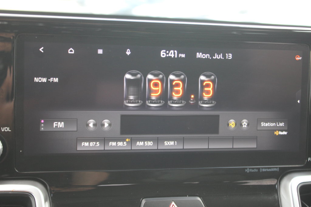 Used 2022 Kia Sorento S AWD/4WD image 9