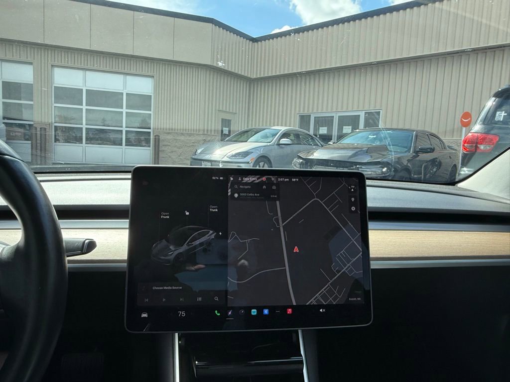 Used 2019 Tesla Model 3 image 5