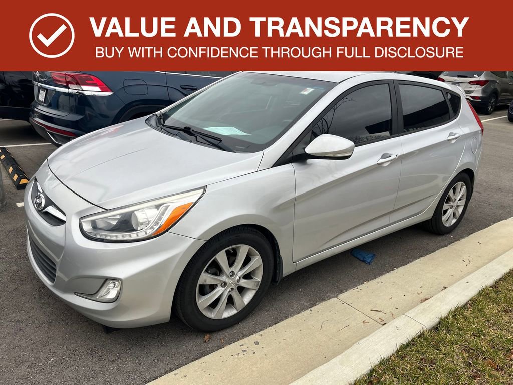 Used 2014 Hyundai Accent SE image 1