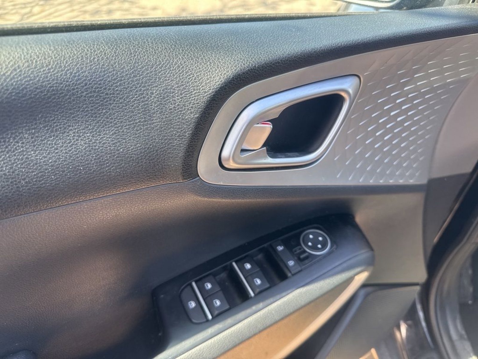 Used 2020 Kia Soul LX image 14