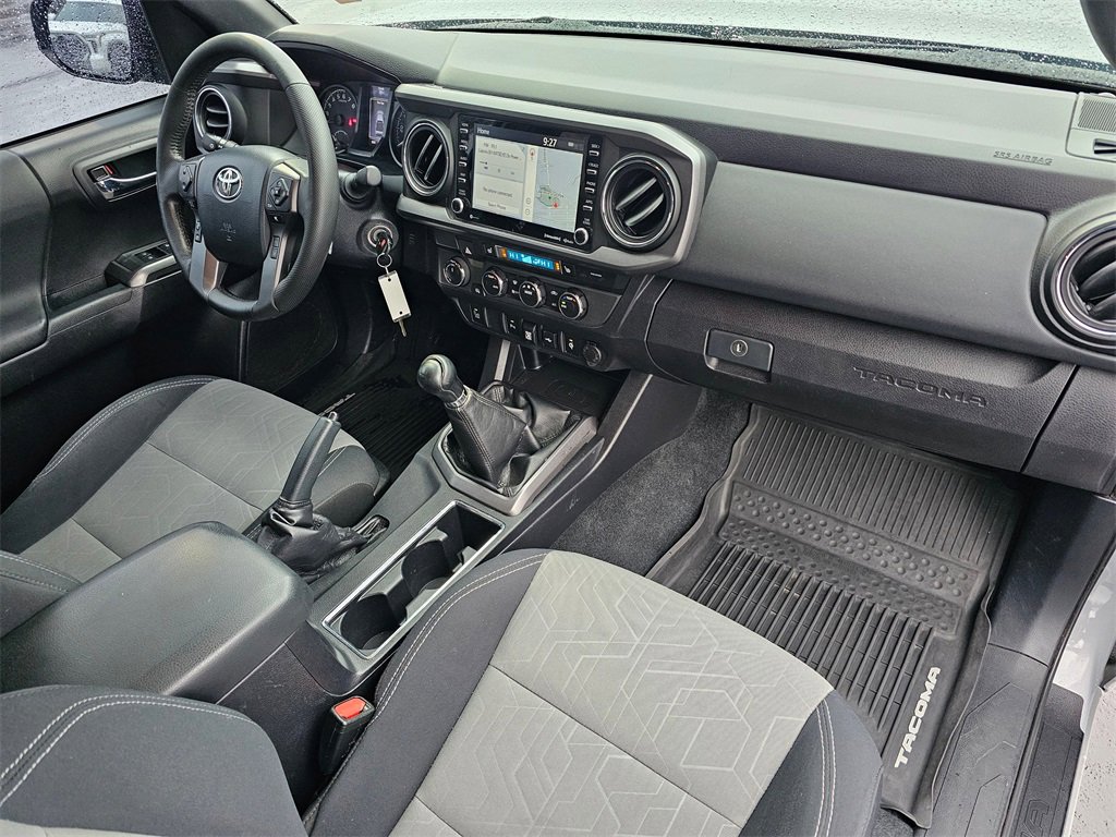 Used 2020 Toyota Tacoma TRD Off-Road w/ Technology Package image 10