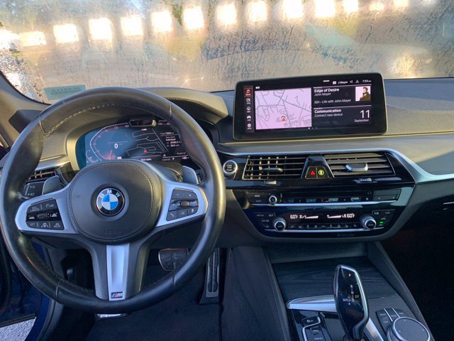 Used 2021 BMW 540i w/ M Sport Package RWD image 25