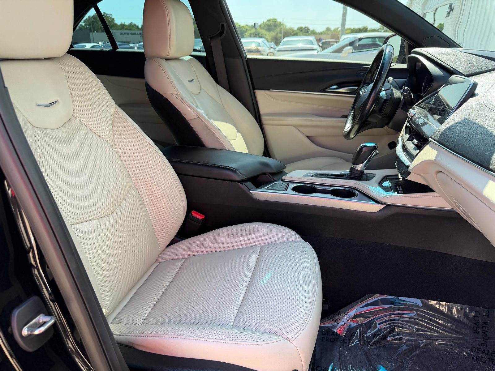 Used 2020 Cadillac CT4 Premium Luxury w/ Climate Package RWD image 22