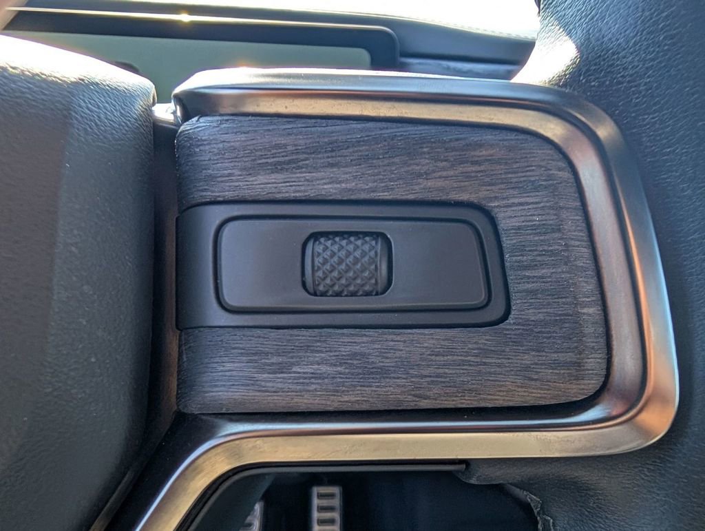 Used 2022 Rivian R1T Adventure image 29