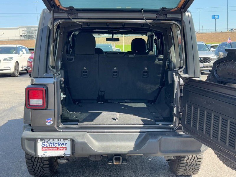 Used 2022 Jeep Wrangler Unlimited Sport AWD/4WD image 5